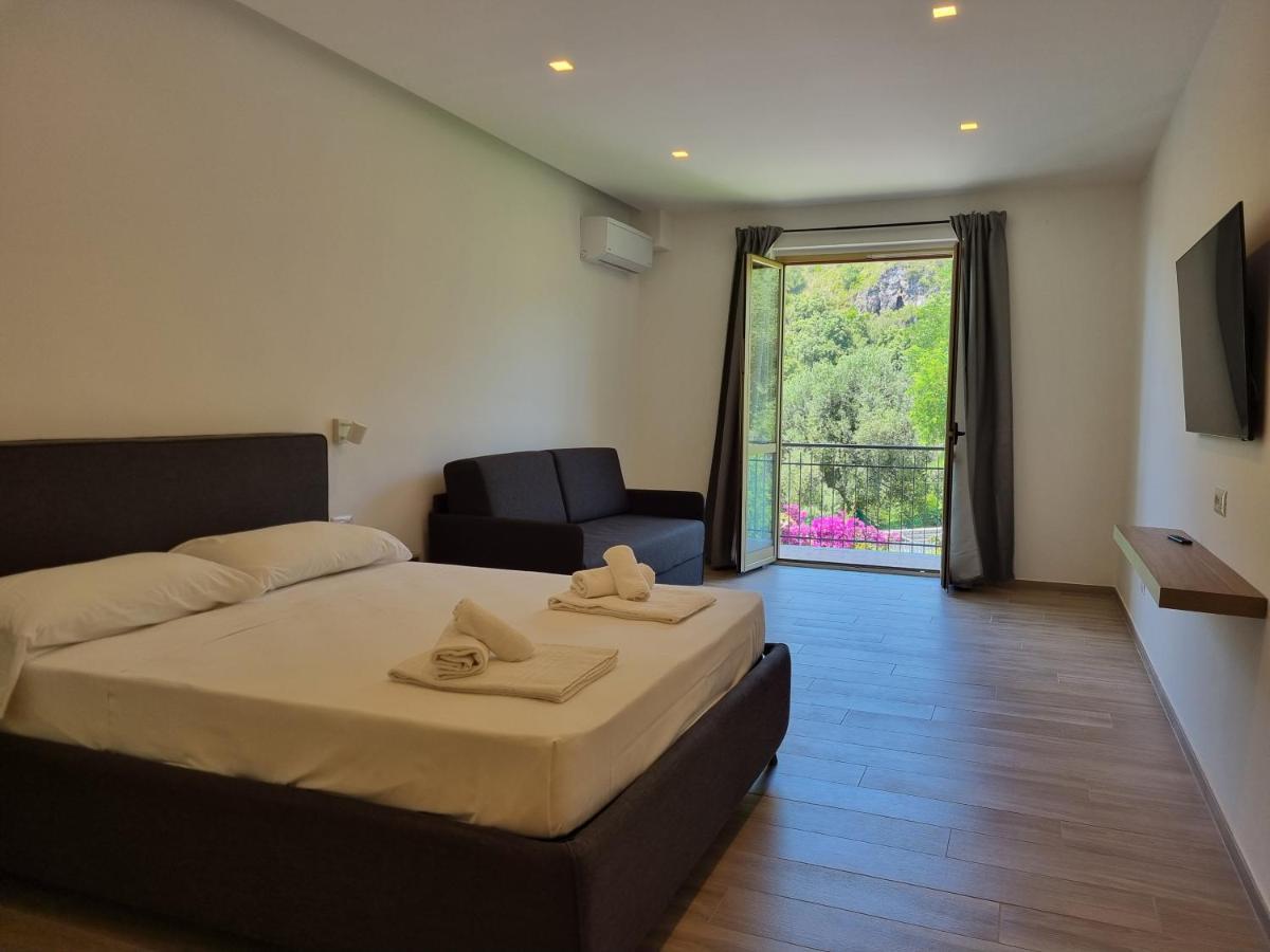 Marea Retreat Rooms Marina di Camerota Eksteriør billede